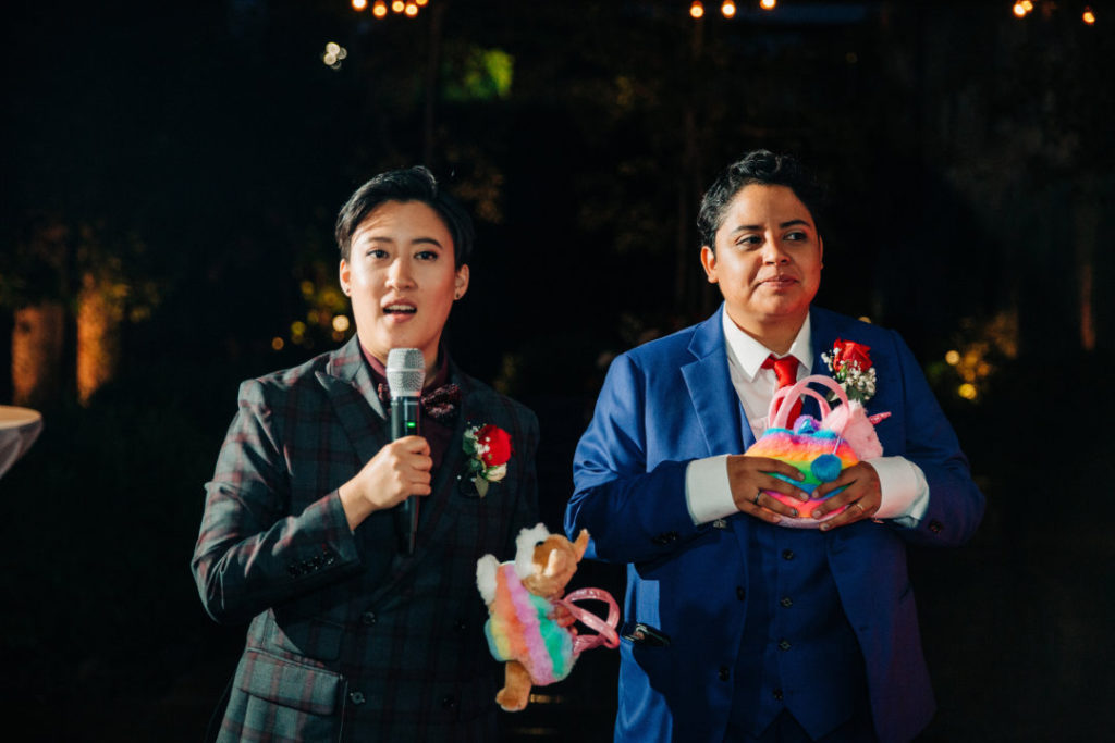 couple explains stuffed animal bouquet toss alternative